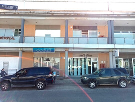 Unidad comercial en Burguillos de Sevilla