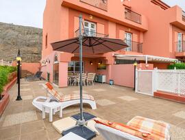 Casa adosada en San Bartolome de Tirajana