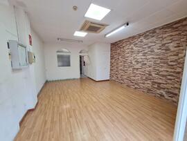 Unidad comercial en Montcada i Reixac