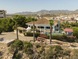 Villa en Puerto de Mazarrón