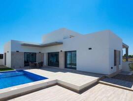 Villa en Daya Nueva