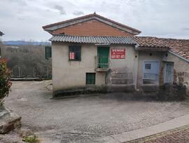 Casa de pueblo en Arlanzon