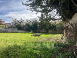 Parcela urbana en La Zubia