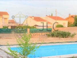Parcela urbana en Cabanillas del Campo