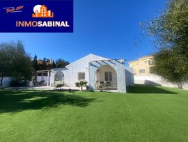 Villa en Roquetas de Mar