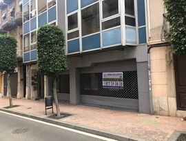 Super precio de alquiler en el centro de Reus local comercial