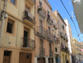 Lote de 3 pisos alquilados con una rentabilidad del 8%