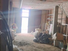 Local comercial en Línea de la Concepción, La