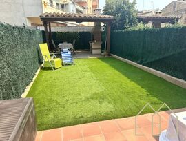 Acogedora casa adosada en Caldes de Malavella