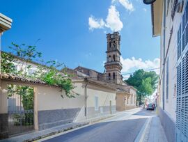 CASA ADOSADA EN PONT D´INCA