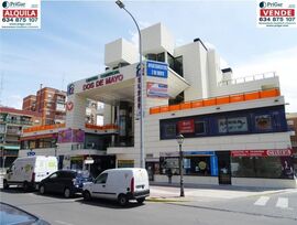 IMPRESIONANTE Local de 67m² en primera planta del Centro Comercial Avenida Dos de Mayo Situado en inmejorable ubicación y con baño propio.