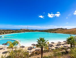 Apartamento en Alcazaba Lagoon, viva cerca de la laguna navegable más grande de Europa, en su comunidad