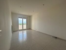 PISO EN VENTA  EN EL BARRIO DE MONTSERRAT