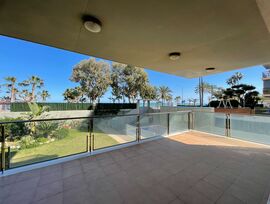 Exclusivo Apartamento Frente al Mediterráneo en una de las Mejores Playas del Litoral Valenciano