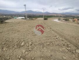 Terreno o solar en Coín