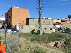 OPORTUNIDAD: Casa con Almacén en Venta – Excelente Ubicación