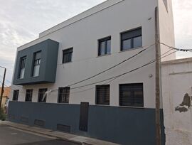 Piso tres dormitorios en La Cañada