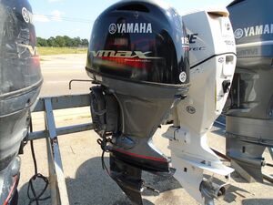 Motores fueraborda nuevos/usados, remolques