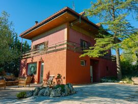 Casa con licencia turística, amplia y muy luminosa!