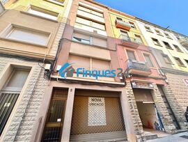 Unidad comercial en Manresa