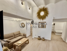 ¡Encantadora casa en el corazón de Dalt Vila – La Marina!
