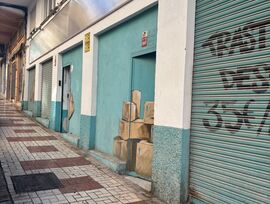 Local de 200m² en venta en Calle Moraima 6 (Suárez, Málaga) Ideal para almacenamiento urbano o actividad logística