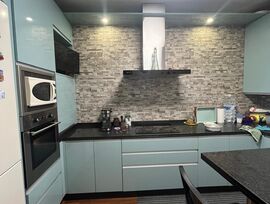 **Casa adosada en Aljapark: tu nuevo hogar espera por ti