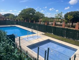 Vivienda situada a tan solo unos metros de la playa!!
