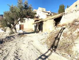 Cortijo para reformar en Oria