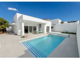 Obra Nueva en Benijófar (Murcia) – Viviendas Modernas con Alta Rentabilidad