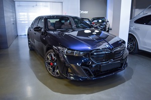 BMW I5 M60 xDrive   
