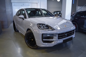 Porsche Cayenne Coupe 