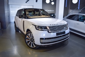 Range Rover SV LWB    530CV