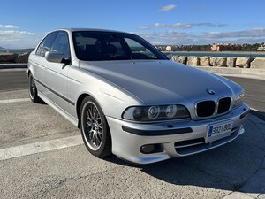 2001 BMW 5 Series E39