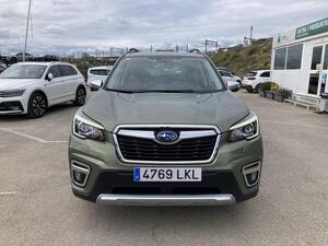 Subaru Forester 2.0i Hybrid