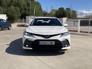 Toyota Camry 2.5 220H Advance