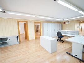 Venta oficina 326 m2 construidos en Santander centro, calle Cervantes, planta completa. Oportunidad.