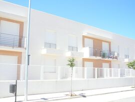 Piso de 2 dormitorios en Ontigola (Toledo)