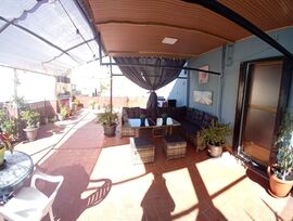 PISO CON GRAN SOLÁRIUM  FUNCIONAL EXCLUSIVO DE LA VIVIENDA