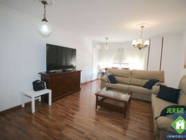 GRAN PISO 5 DORMITORIOS CON GARAJE SUBTERRÁNEO Y EN SUPERFICIE