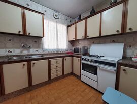🏡 Una vivienda con espacio, ubicación zona zoco  y mucho potencial.🏡
