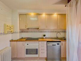 Amplia vivienda de 3 dormitorios, trastero y garaje