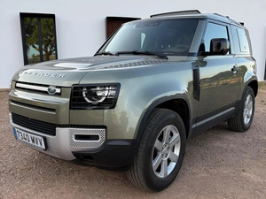 Land Rover Defender 90 3.0D l6 MHEV S AWD Aut. 300