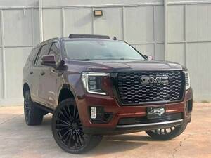 GMC Yukon Denali 2022, color Redwood Metallic
